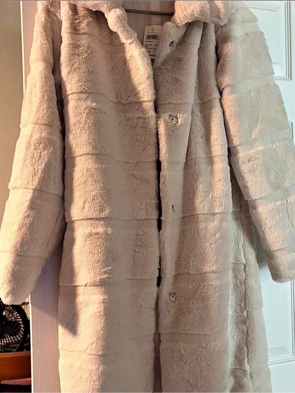 Windsor Feeling Extra Luxe Long Faux Fur Coat White Small
